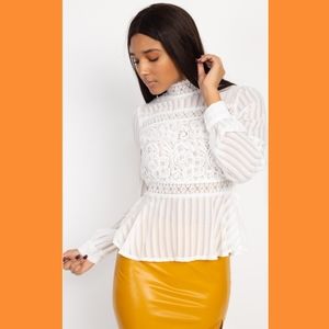 BEAUTIFUL FLORAL EMBROIDERED IVORY BLOUSE NWT